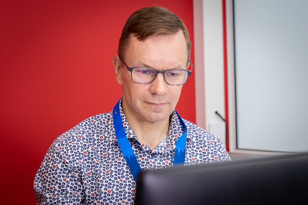 Mika Seitsonen Microsoft Certified Trainer (MCT)