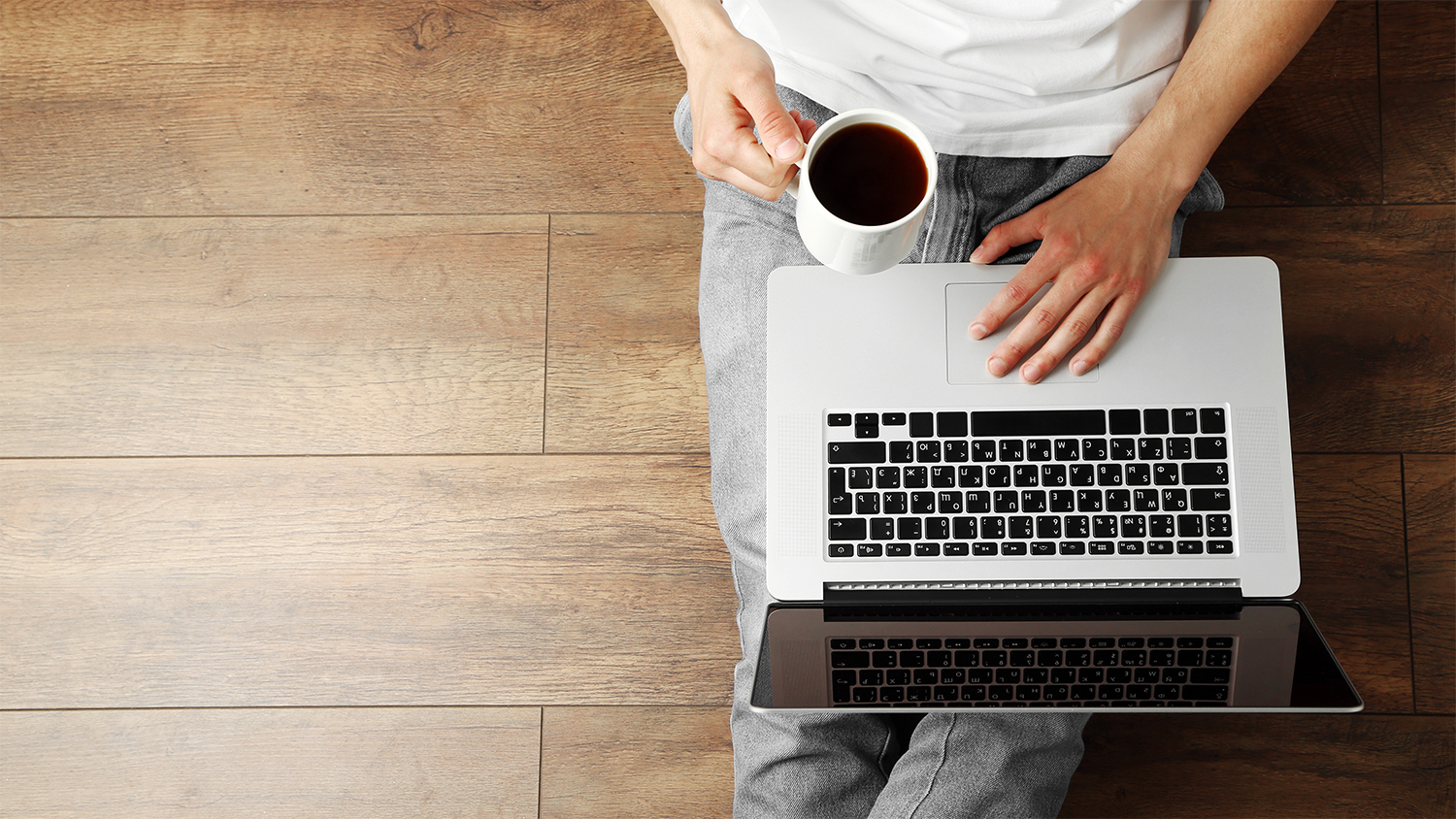 Man with a laptop cropped