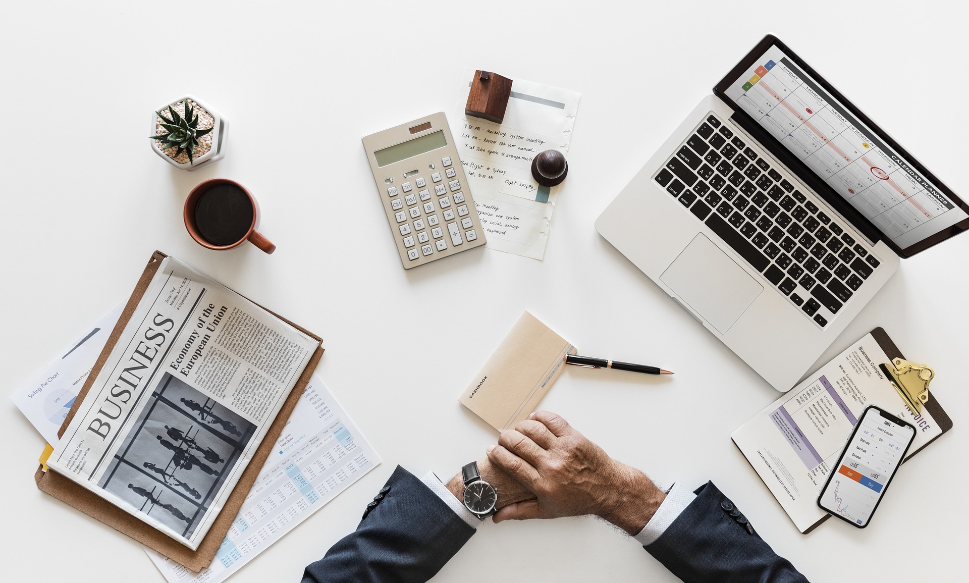 business-3239669_1920